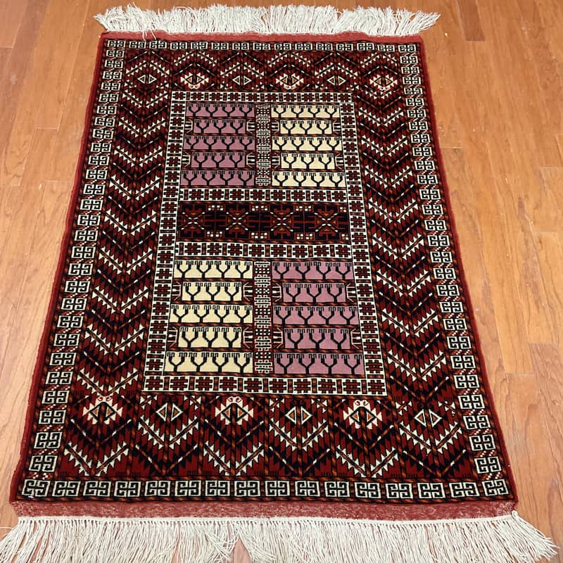 HERAT ORIENTAL Handmade Turkoman Yamud Wool Rug - 3'8" x 5'4"