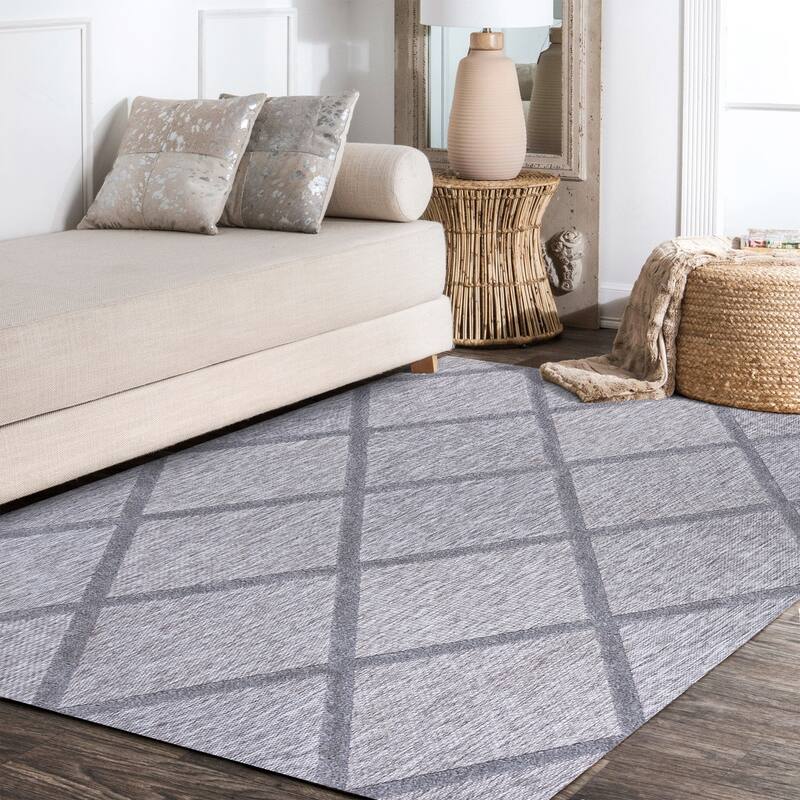 JONATHAN Y Talaia Diamond Trellis Indoor/Outdoor Area Rug