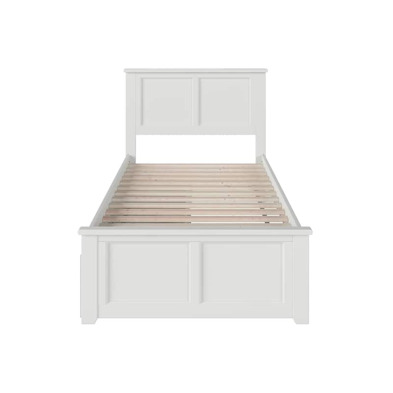 Madison Twin Platform Bed with Matching Footboard and 2 Bed Drawers in White