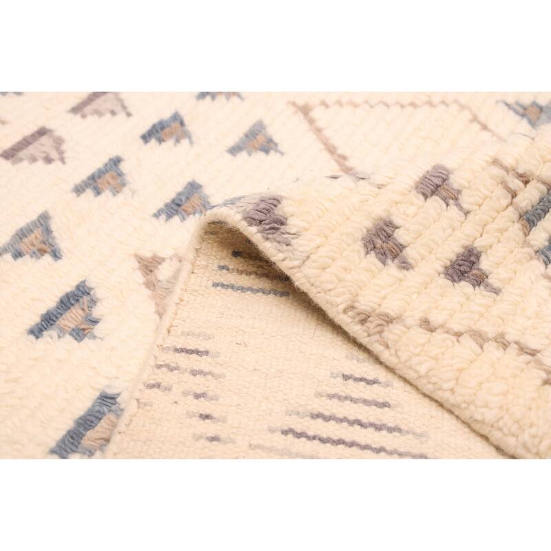 ECARPETGALLERY Hand-knotted Tangier Cream Wool Rug - 5'6 x 7'7