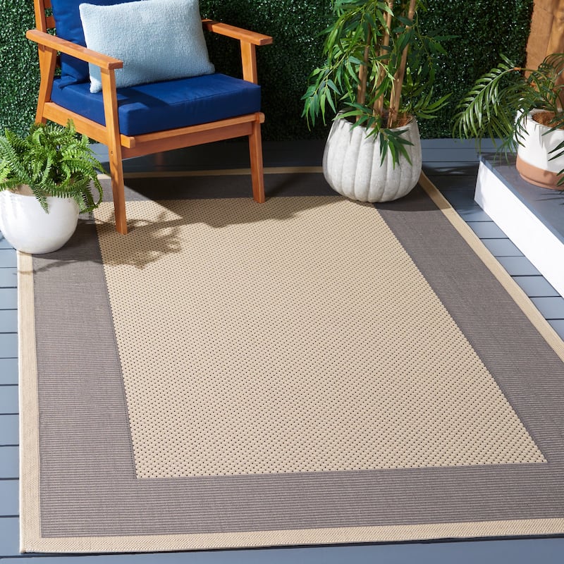 SAFAVIEH Courtyard Gwenneth Indoor/Outdoor Waterproof Patio Backyard Rug - 4' x 5'7" - Grey/Cream