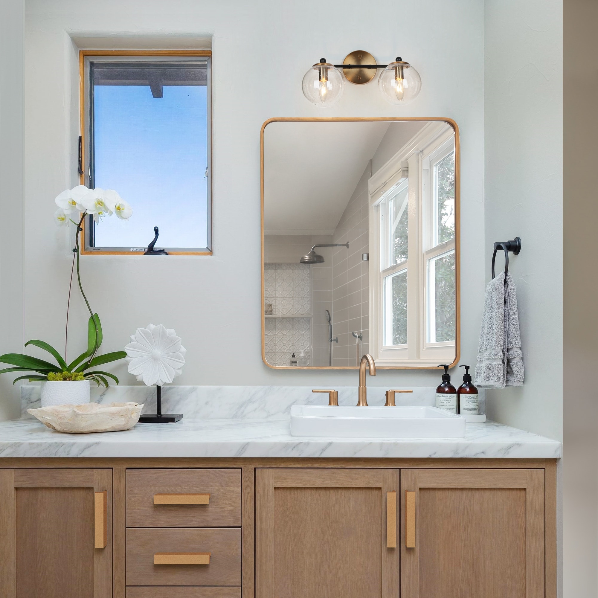 Double sink vanity with one light fixture cheap