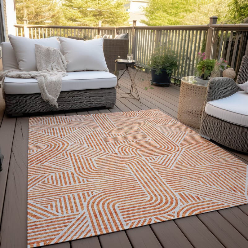 Machine Washable Indoor/ Outdoor Chantille Contemporary Geo Rug