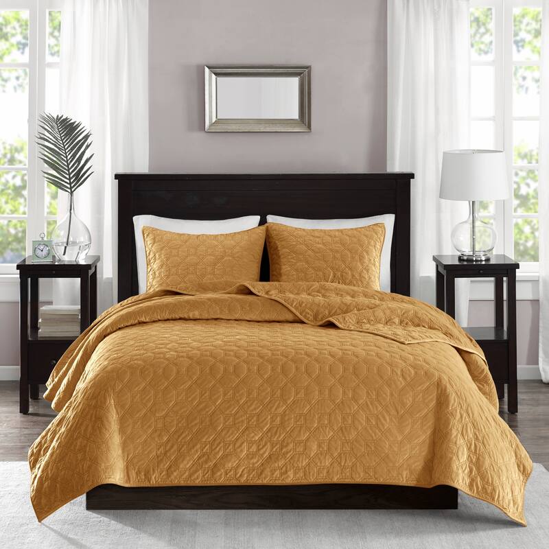 Madison Park Emery 3 Piece Velvet Quilt Set - Mustard - Queen