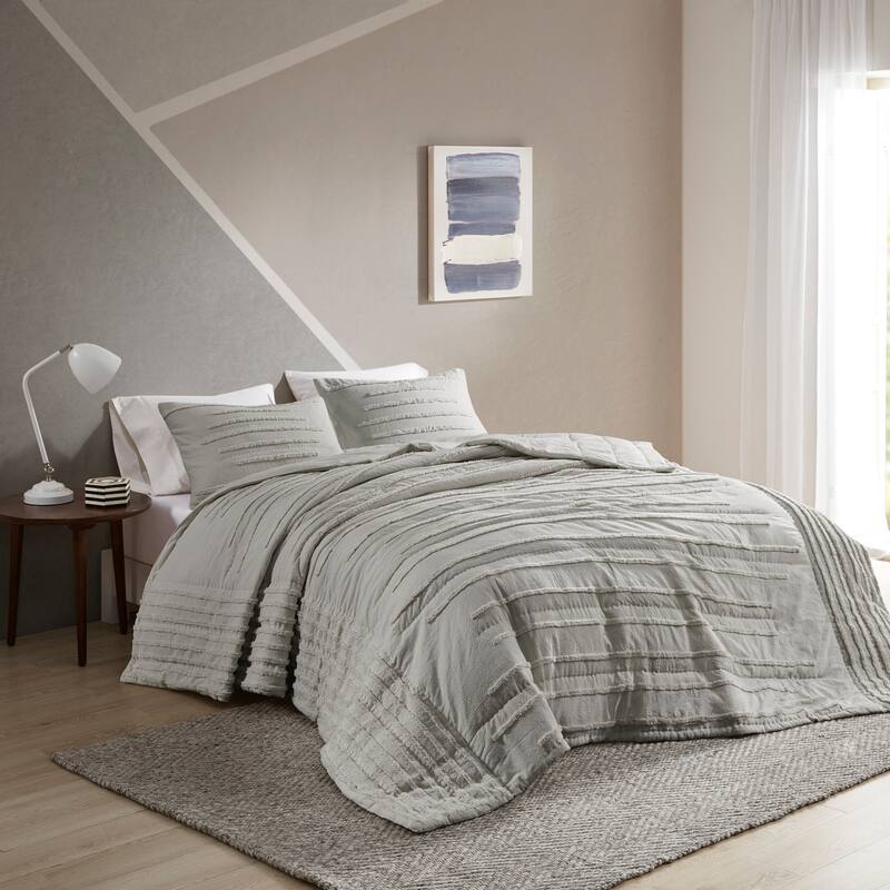 Intelligent Design Camden 3 Piece Cotton Quilt Set with Chenille Trims