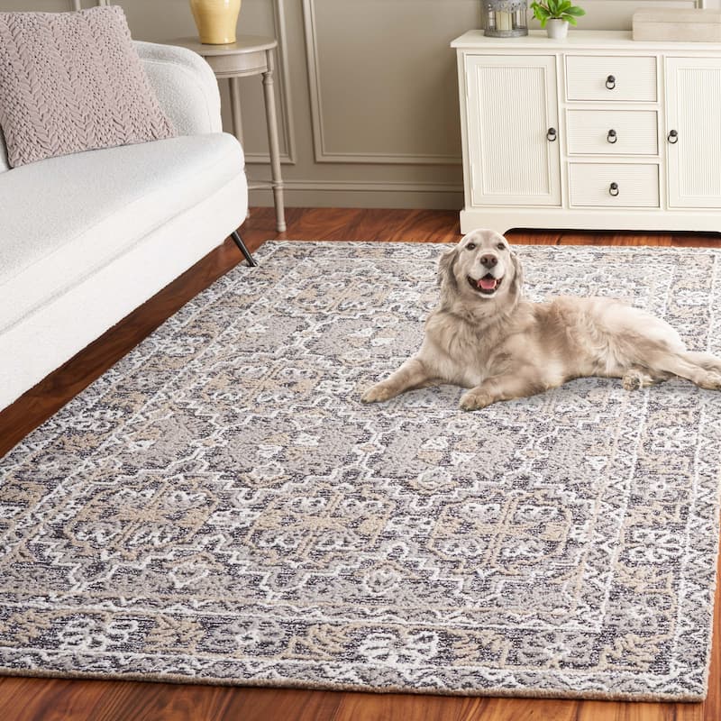 SAFAVIEH Handmade Antiquity Gesina Traditional Oriental Wool Rug - 8' x 10' - Brown/Ivory