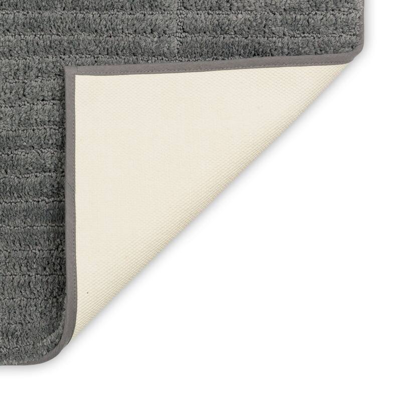 Mohawk Home Sanctuary Machine Washable Bath Mat
