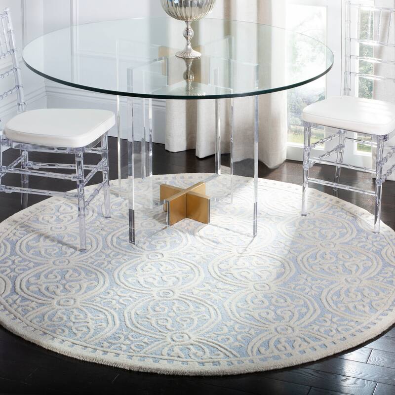 SAFAVIEH Handmade Cambridge Myrtis Modern Moroccan Wool Area Rug - 6' x 6' Round - Light Blue/Ivory