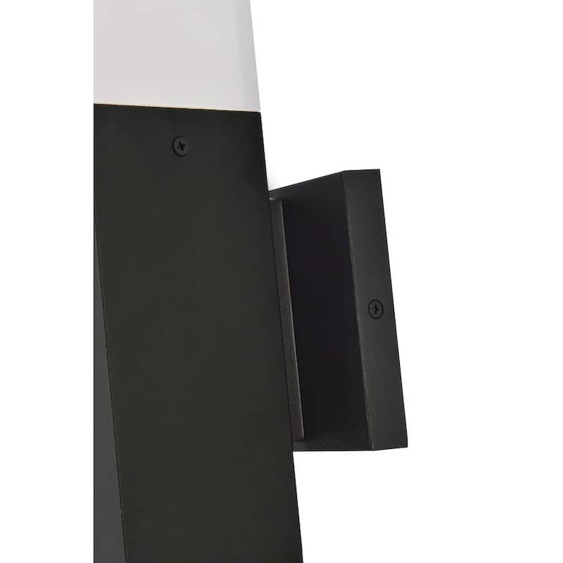 Modern Outdoor Wall Sconce - N/A