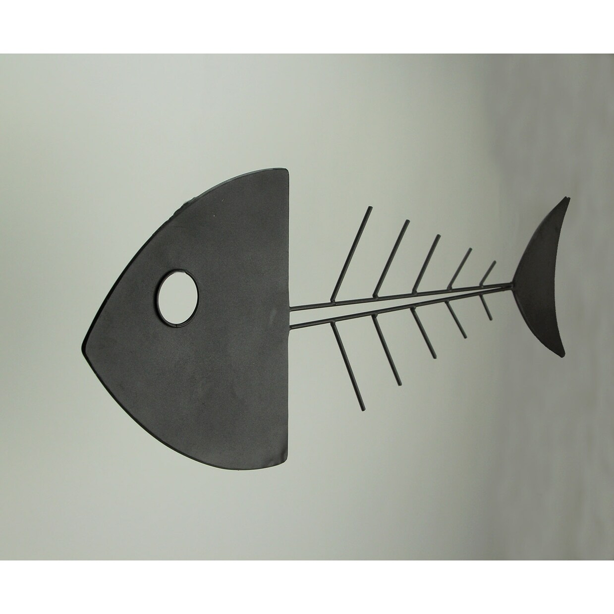 Shop Black Metal Fish Bones Rustic Coastal Wall Decor Overstock