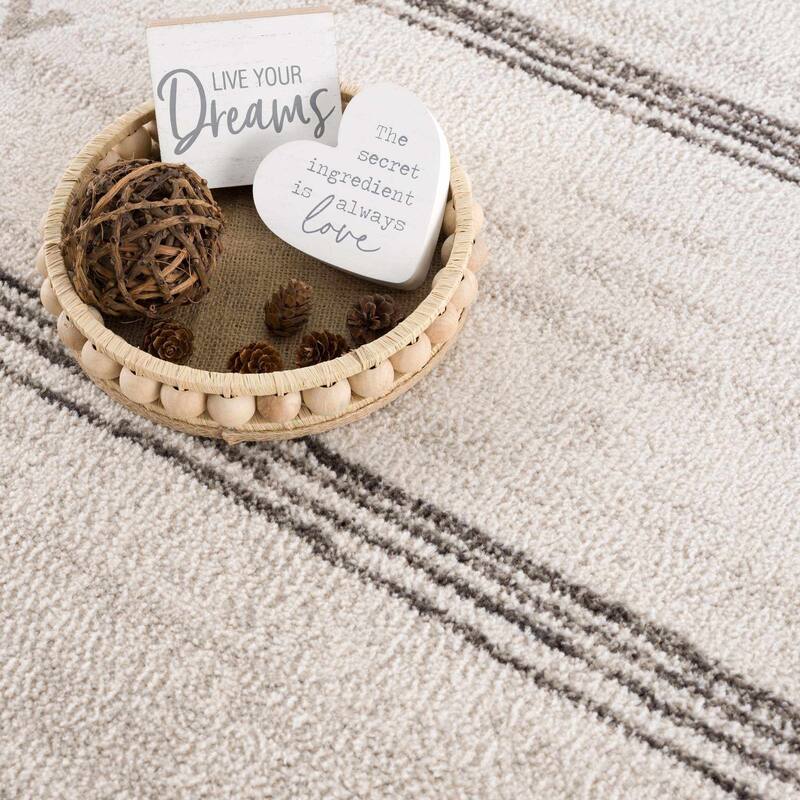 Pertek Bohemian Farmhouse Traditional Area Rug