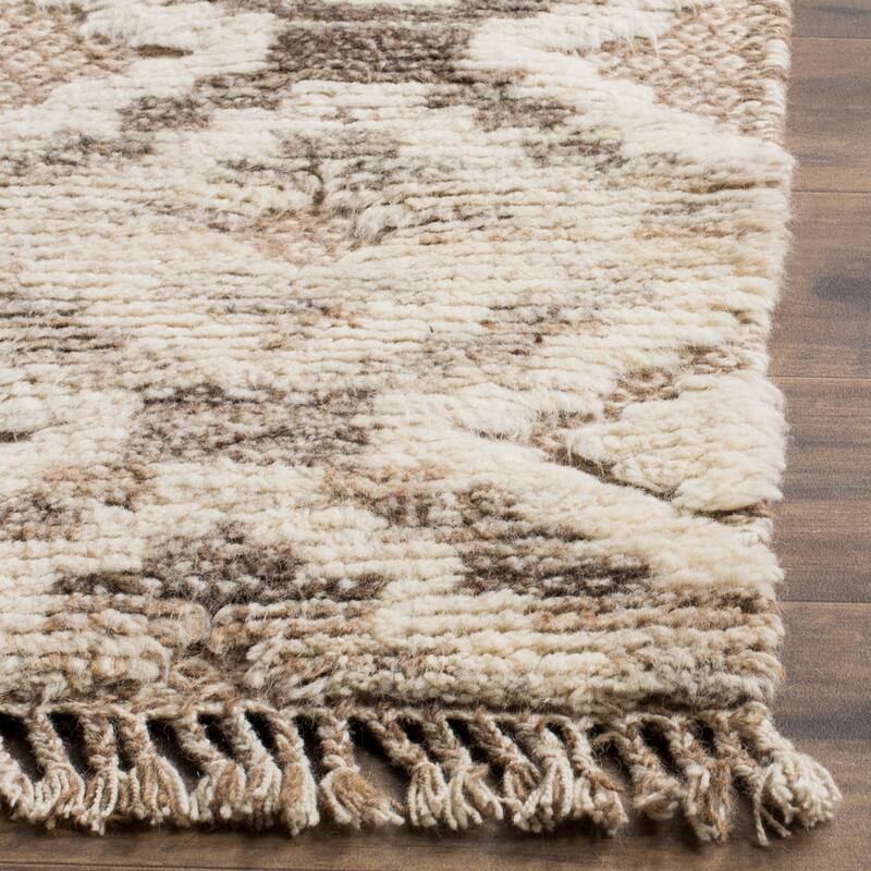 SAFAVIEH Hand-knotted Kenya Phillippa Southwestern Tribal Wool Rug