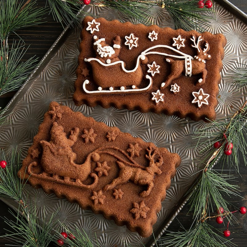 Nordic Ware Santa's Sleigh Loaf Pan