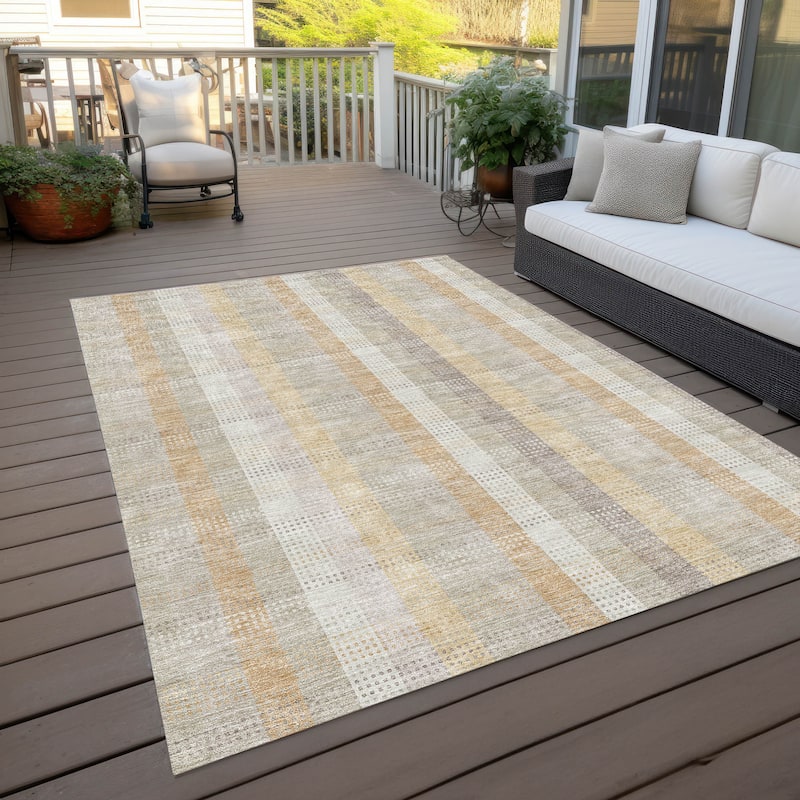 Machine Washable Indoor/ Outdoor Modern Plaid Chantille Rug - Ivory - 8' x 10'
