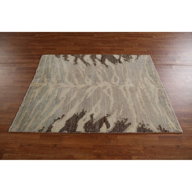 Hand Knotted Oriental 100% Wool Carpet Modern Abstract Multi-Colored Abstract Area Rug - 4' 9'' X 3' 10''