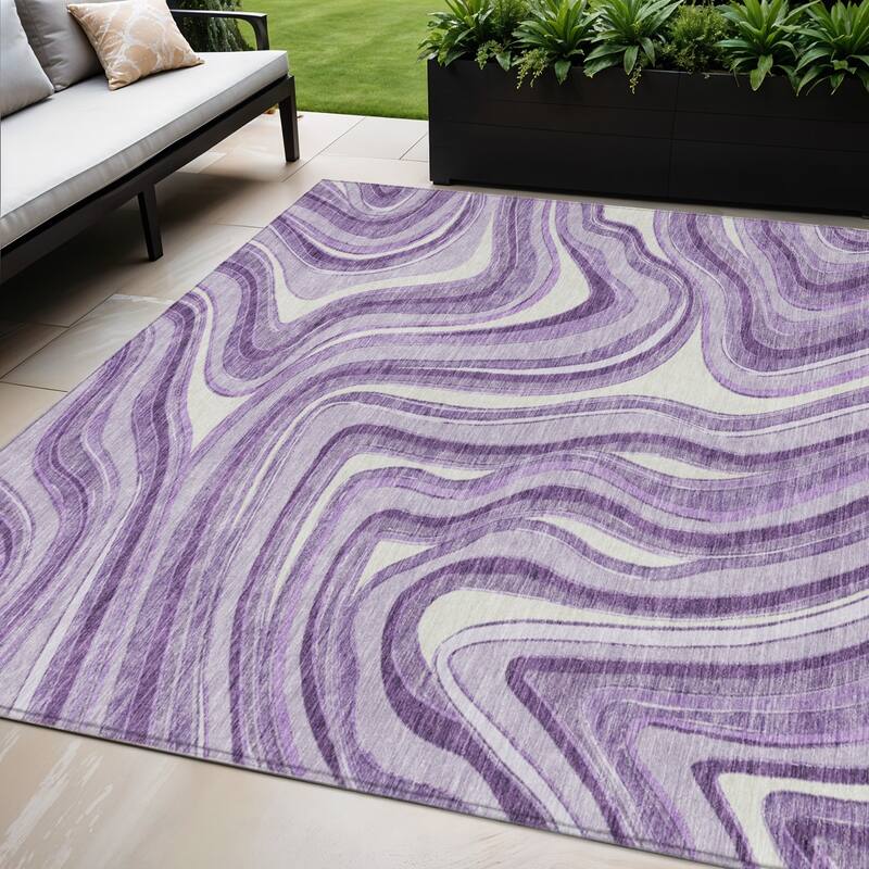 HomeRoots Abstract Transitional Rectangle Outdoor Rug - 5' X 8'