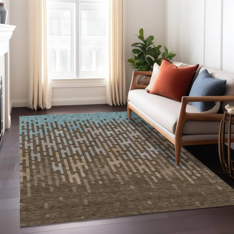 Machine Washable Indoor/ Outdoor Modern Kingman Chantille Rug