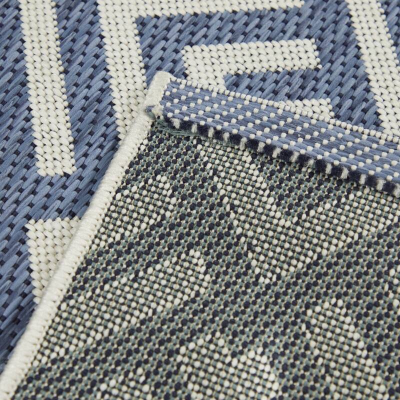 Gloria Modern Chevron Indoor/Outdoor Area Rug