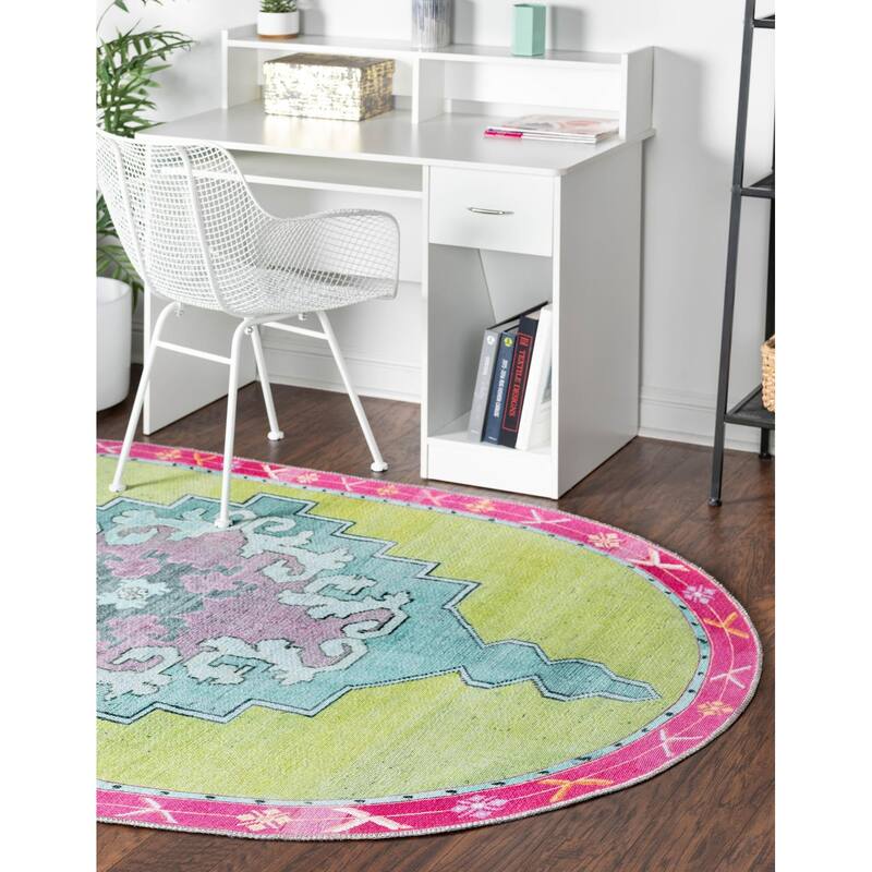 Traditional Rine Collection Area Rug
