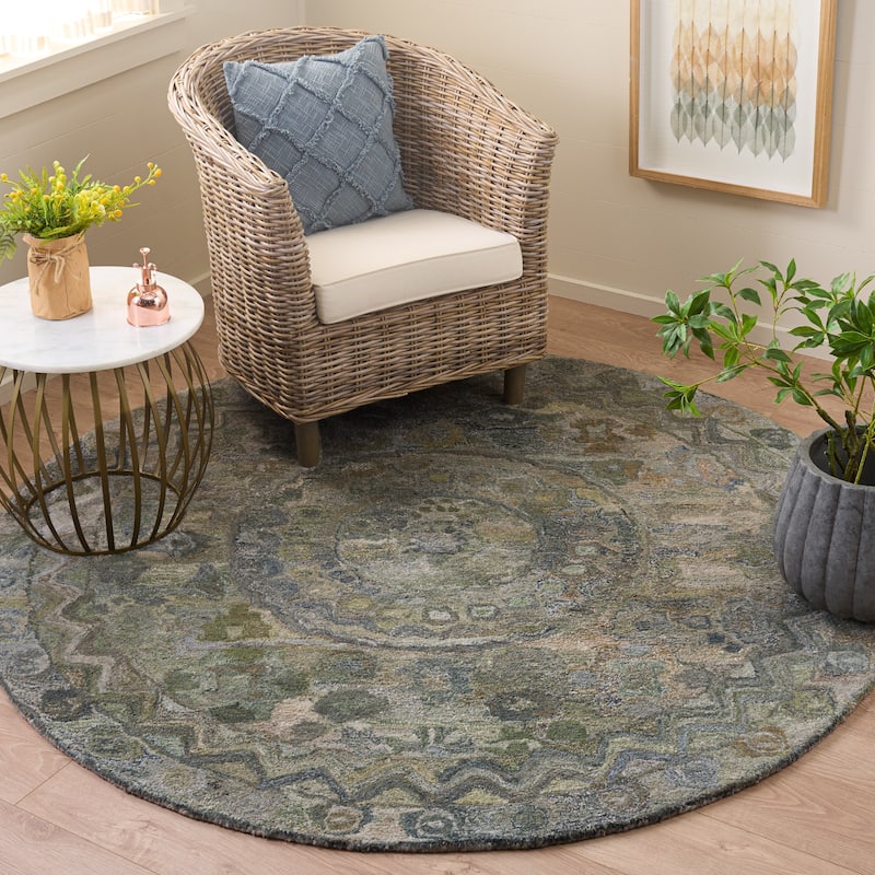 SAFAVIEH Handmade Anatolia Ramzia Traditional Rug
