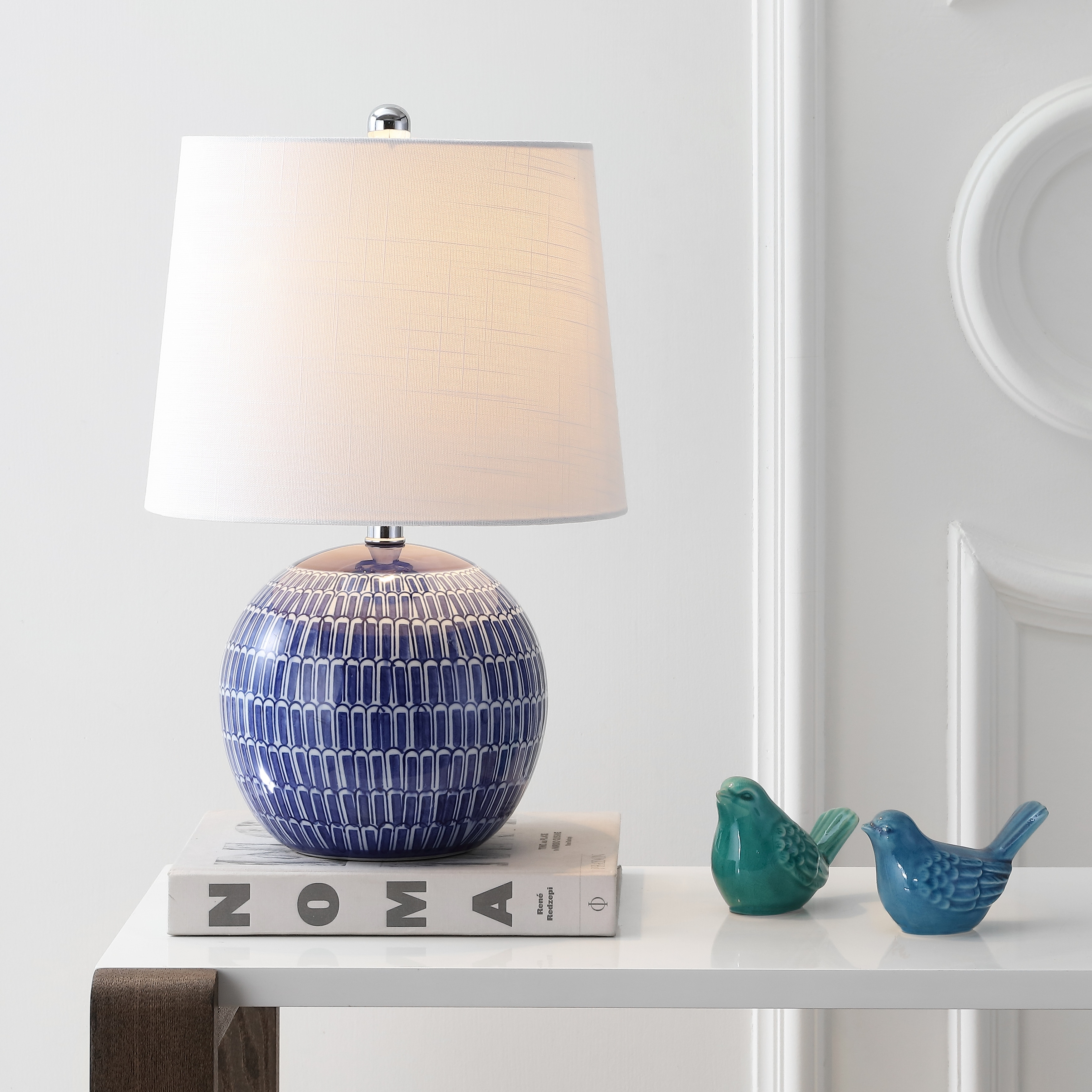 JONATHAN Y Ronald 21" Ceramic LED Table Lamp, Navy
