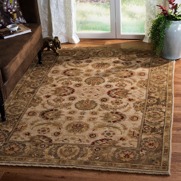 slide 2 of 7, SAFAVIEH Oushak Hand-knotted Treasures Wool Heirloom Rug 8' x 10' - Ivory/Green - Rectangle