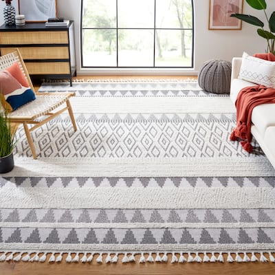 SAFAVIEH Marrakech Bohemian & Eclectic Waneta Oriental Ivory/Blue Polyester Rug