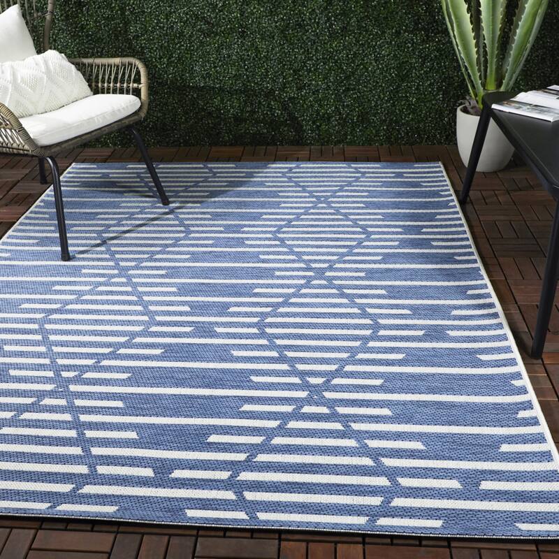 Degas Striped Trellis Indoor/Outdoor Area Rug