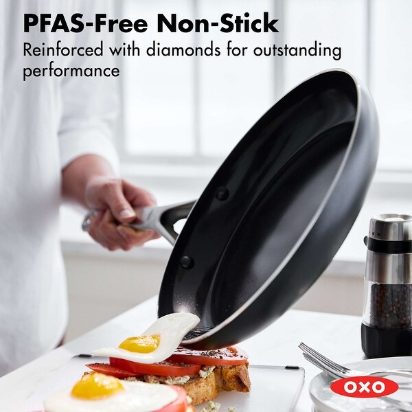 OXO ノンスティックフライパン 約31cm Amazon.com: OXO Good Grips Hard Anodized PFOA-Free Nonstick 12