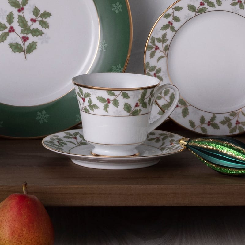 Noritake Holly & Berry Gold Set Of 4 Saucers, 6"
