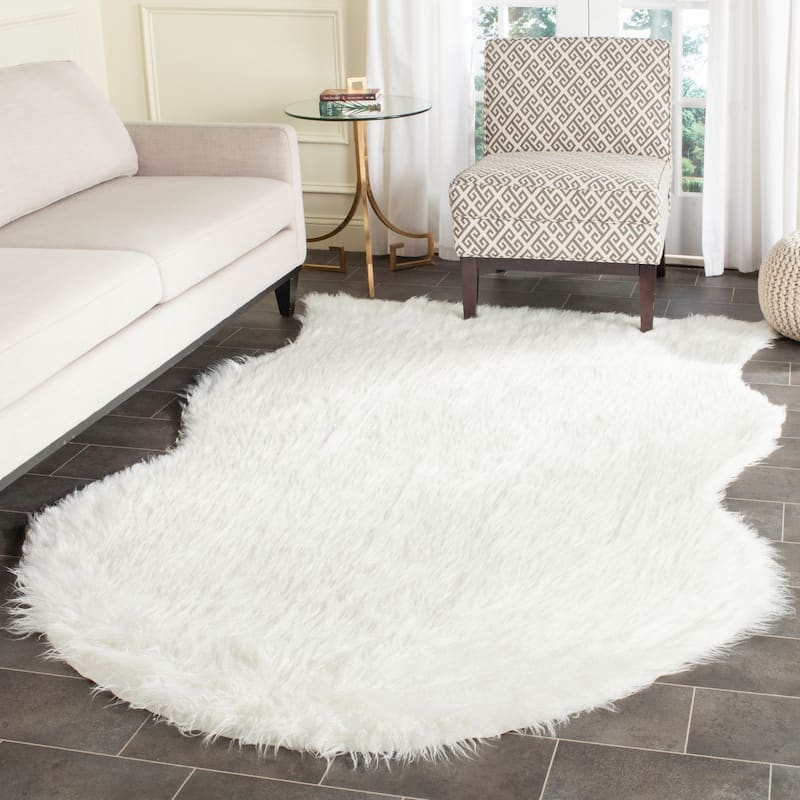 SAFAVIEH Faux Sheep Heleri Mellisa Shag Solid Rug - 6' x 9' - Ivory