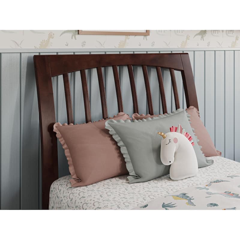 Roslyn Platform Bed with Panel Footboard and Twin Trundle