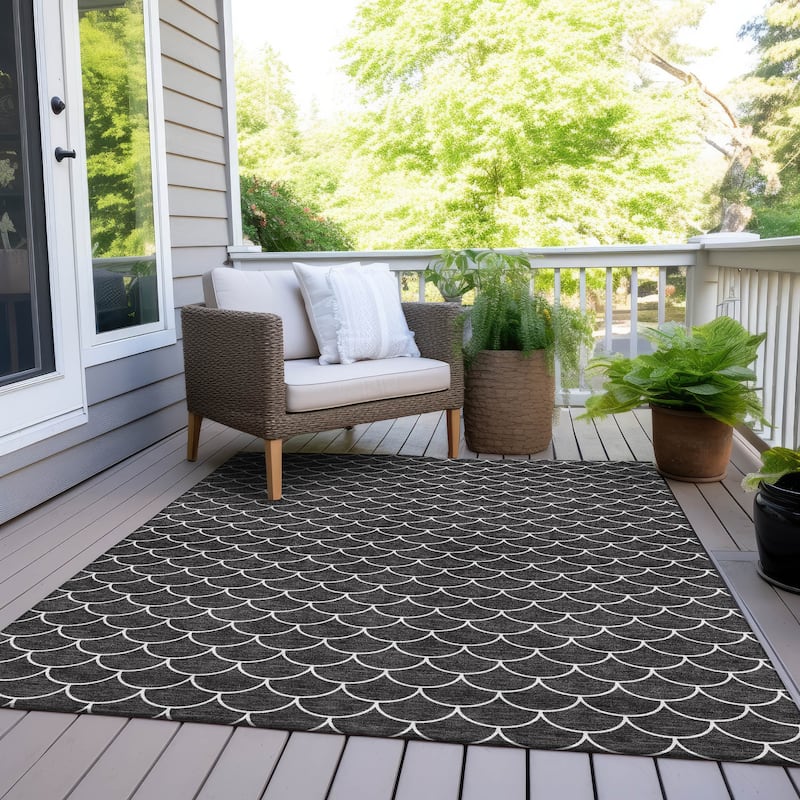 Machine Washable Indoor/ Outdoor Chantille Modern Geo Rug - Black - 9' x 12'
