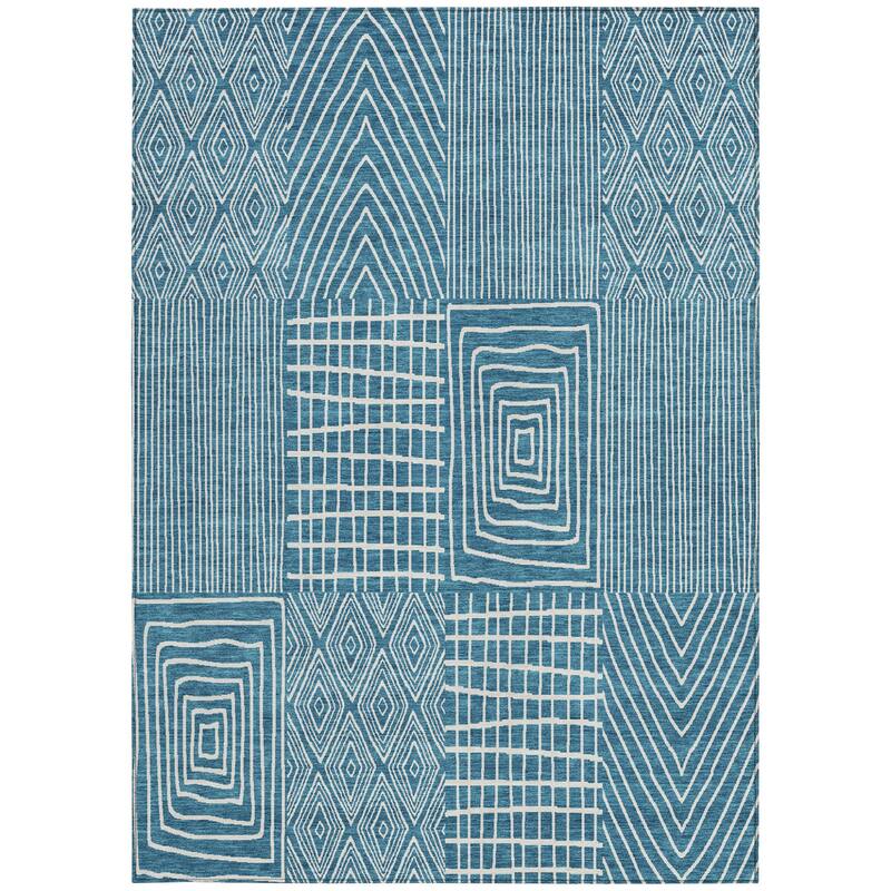 HomeRoots Geometric Transitional Rectangle Outdoor Rug