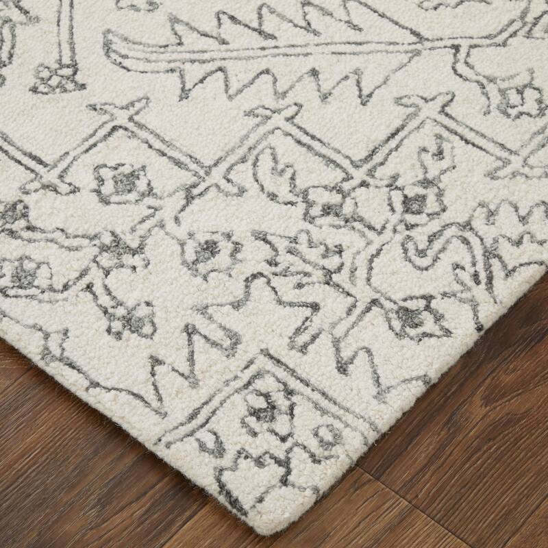Grand Bazaar Natal Hand Tufted Medallion Transitional Area Rug