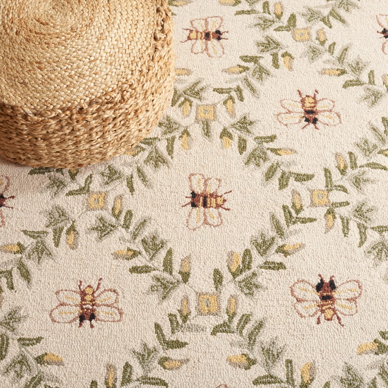 SAFAVIEH Handmade Chelsea Aubree French Country Trellis Wool Rug