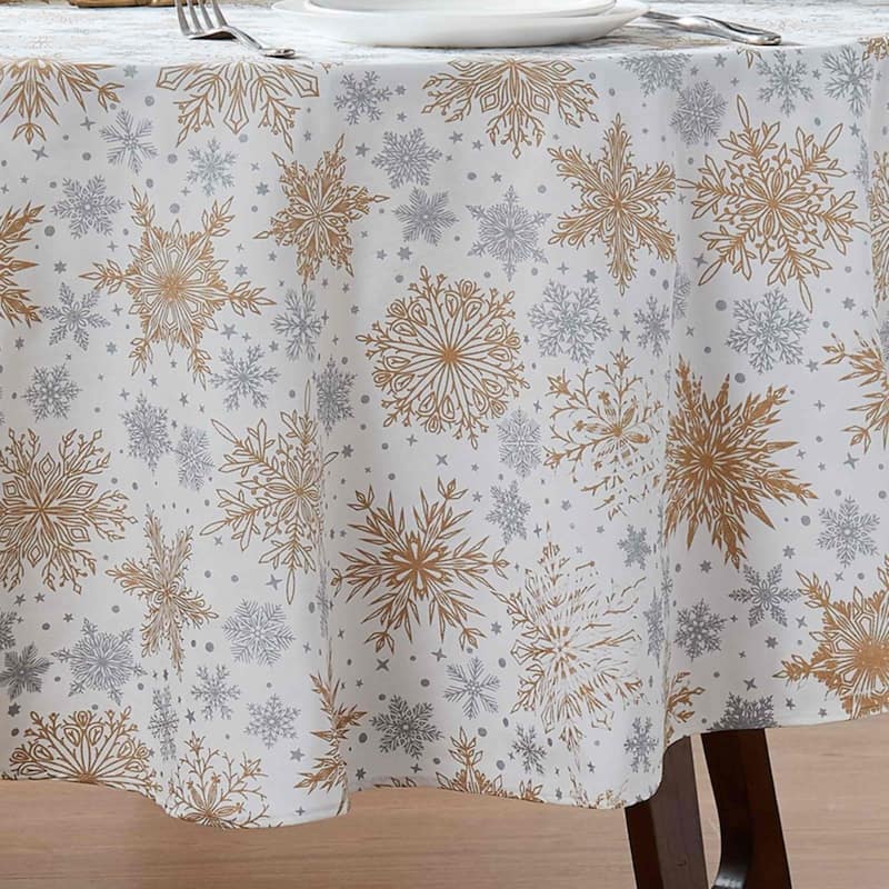 Avanti Linens Snowflakes 70" Round Tablecloth