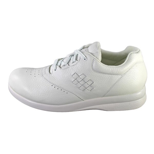 pw minor shoes closed