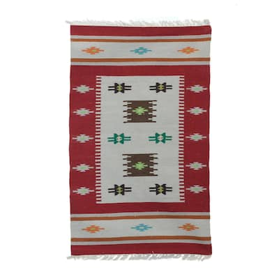 Handmade Crimson Elegance Wool dhurrie rug (India) - 3'6" x 5'8" Oval