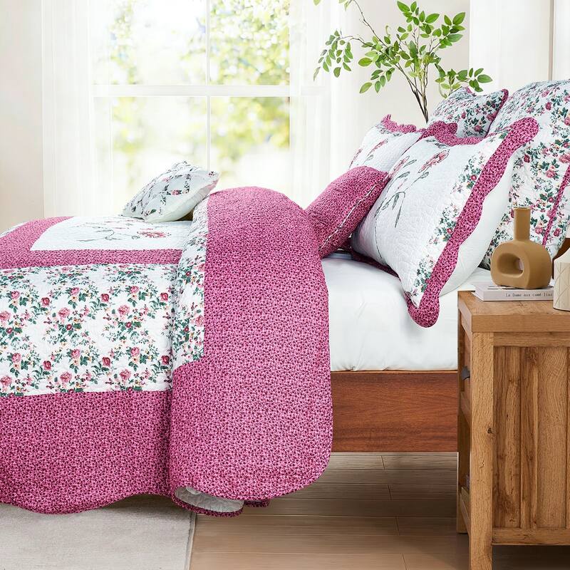 Serenta Oversized Saigon 7 Piece Bedspread Set, Queen and King