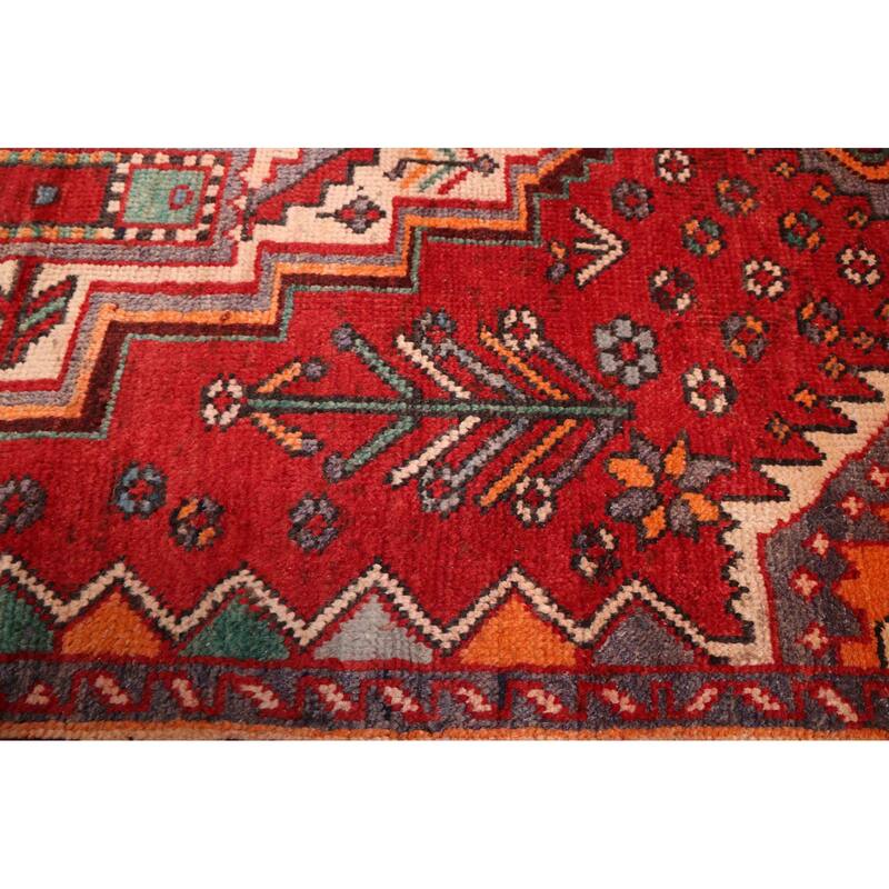 ECARPETGALLERY Hand-knotted Andelz Red Wool Rug - 4'6 x 6'9