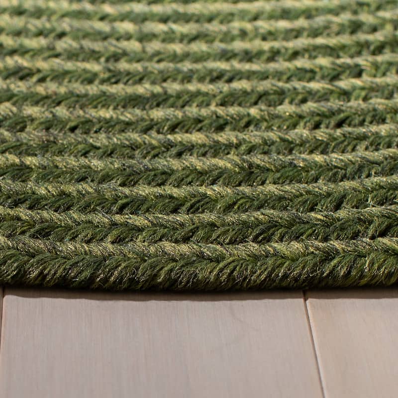 SAFAVIEH Handmade Braided Country Casual Lavada Rug