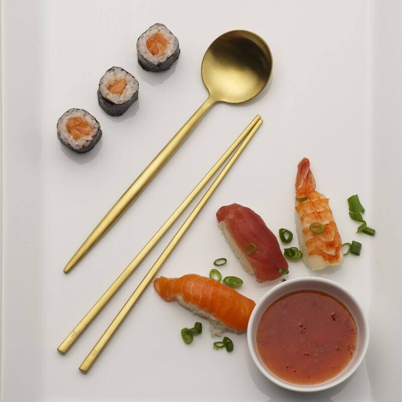 Studio Nova 18.10 Gold Spoonand Chopsticks