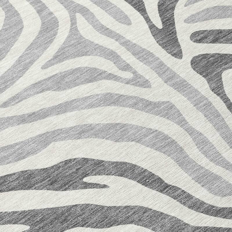 Machine Washable Indoor/ Outdoor Modern Prints Chantille Rug