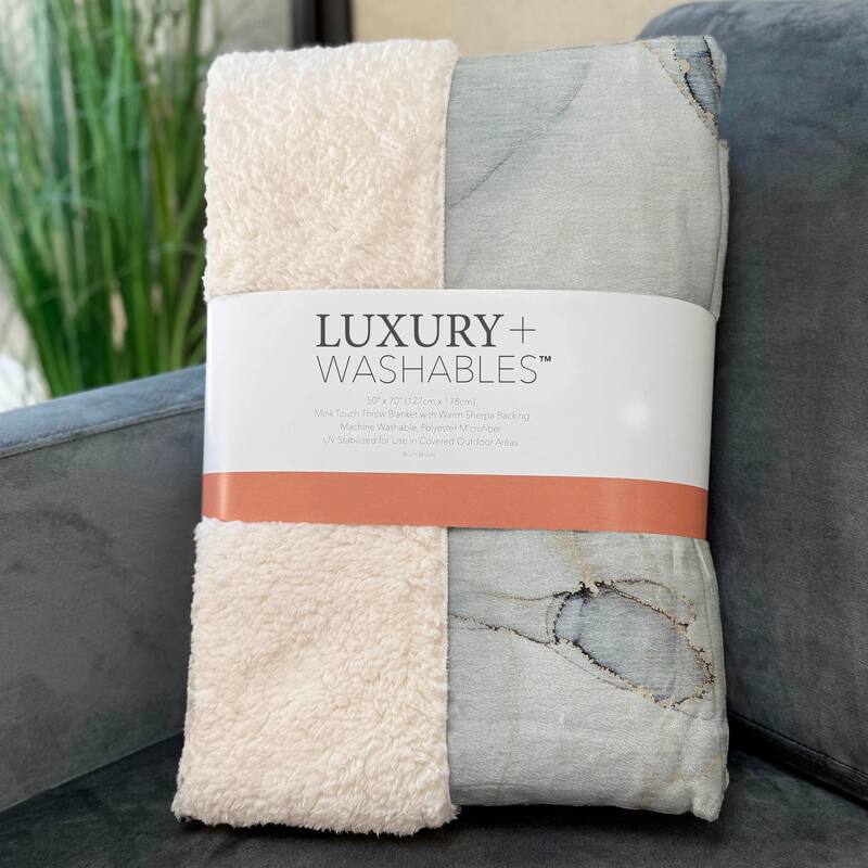 Premium Machine Washable Modern Glam Sherpa Throw Blanket