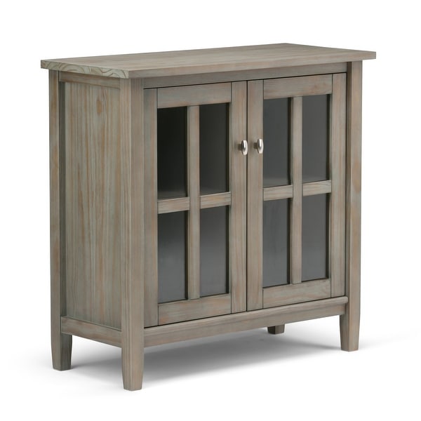 WYNDENHALL Norfolk SOLID WOOD 32 inch Wide Transitional Low