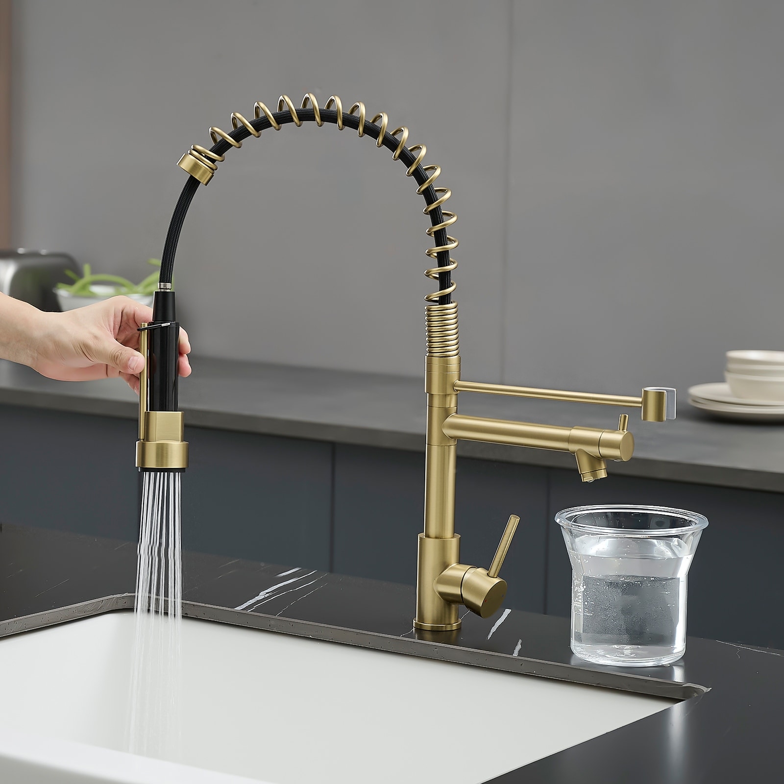 Single Handle Stainless Steel Brushed Gold Pull Down Kitchen Faucet - Brushed Gold