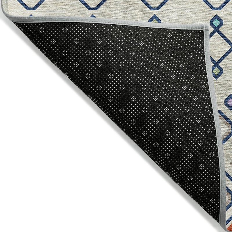 Machine Washable Indoor/ Outdoor Global Contempory Chantille Rug