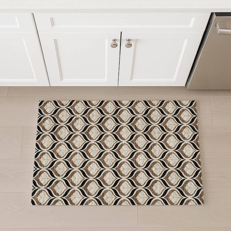 Machine Washable Indoor/ Outdoor Modern Trellis Chantille Rug