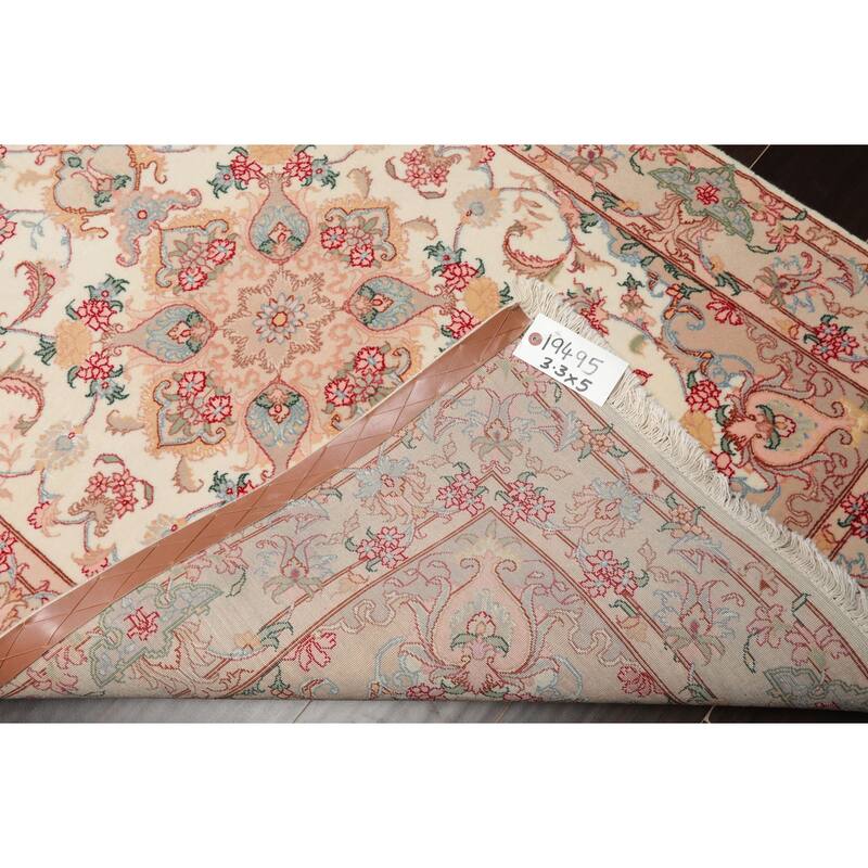 3'3''x5 Hand Knotted Wool Ivory Traditional 250 KPSI Rug - 3' 3'' x 5'
